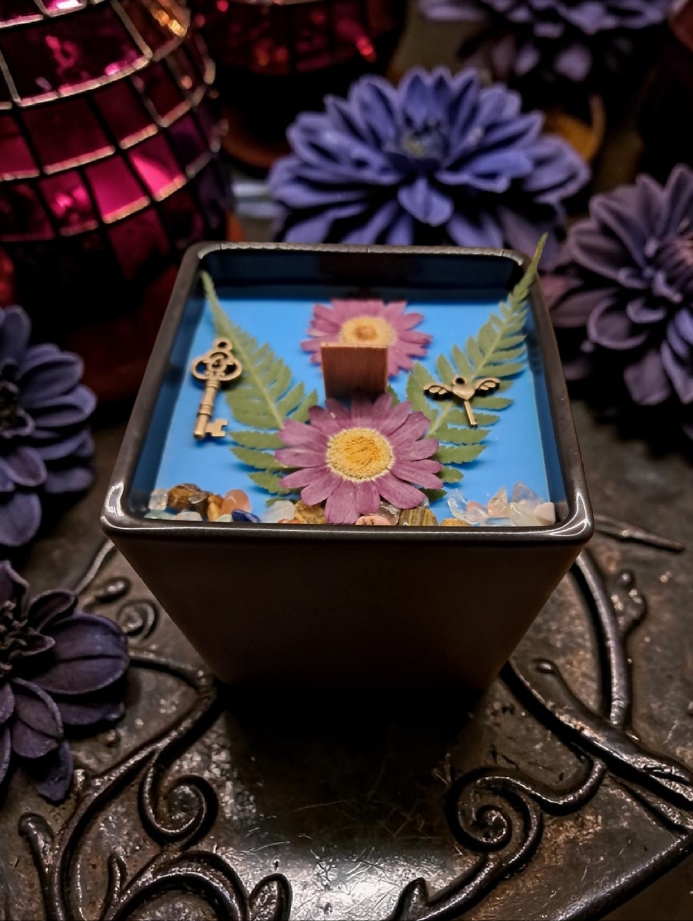 Hand Crafted , Wicked Worthy Wax, Floral boost 9 oz candle - Picture 2 of 4